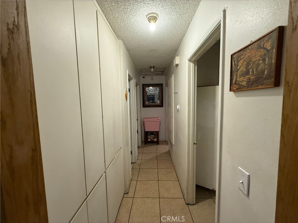 https://media.crmls.org/medias/63340dd6-cf88-4597-b3e5-1d1ebed2b524.jpg?preset=X-Large