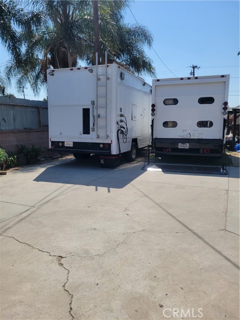 7161 N Atlantic Place, Long Beach CA: https://media.crmls.org/medias/6334623e-e2c7-4c88-9799-d4078c83aac5.jpg