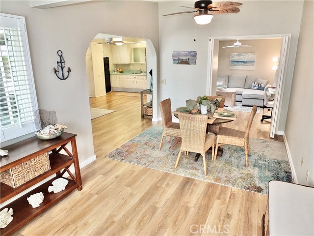 Detail Gallery Image 6 of 37 For 1282 Golden Rain Mutual 2 #68i 68i,  Seal Beach,  CA 90740 - 2 Beds | 1 Baths