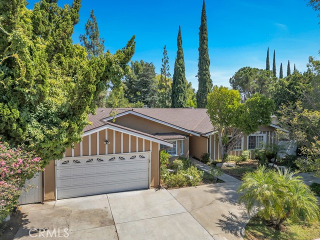 Detail Gallery Image 1 of 1 For 19021 Olympia St, Northridge,  CA 91326 - 4 Beds | 2/2 Baths