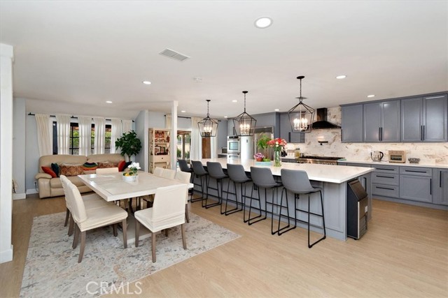 Detail Gallery Image 3 of 31 For 2105 Oxford Ave, Claremont,  CA 91711 - 4 Beds | 3 Baths