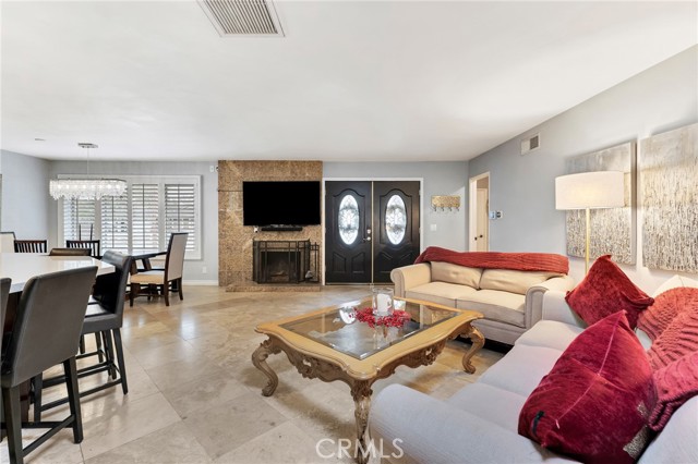 Detail Gallery Image 8 of 45 For 8009 Lena Ave, West Hills,  CA 91304 - 3 Beds | 3 Baths