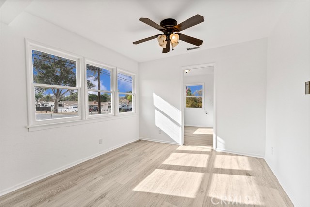 Detail Gallery Image 10 of 29 For 999 4th St, Norco,  CA 92860 - 3 Beds | 1 Baths