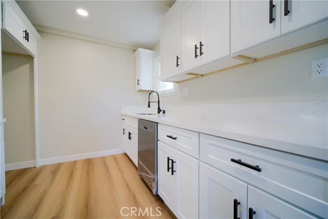 Detail Gallery Image 14 of 20 For 118 E De Anza Cir, Ontario,  CA 91761 - 3 Beds | 1 Baths