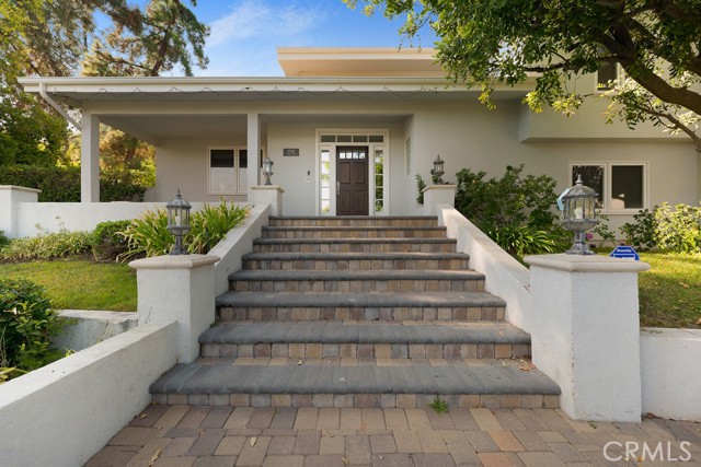 17232 Quesan Place, Encino CA: https://media.crmls.org/medias/6336aac7-a7a8-4daa-8a50-537bd5d46085.jpg