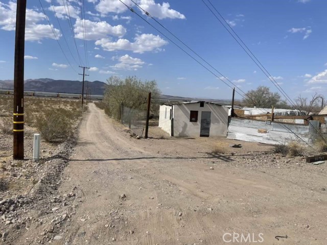 38964 66, Newberry Springs CA: https://media.crmls.org/medias/6336d1c4-a588-48a2-825b-2210c6dae6bf.jpg