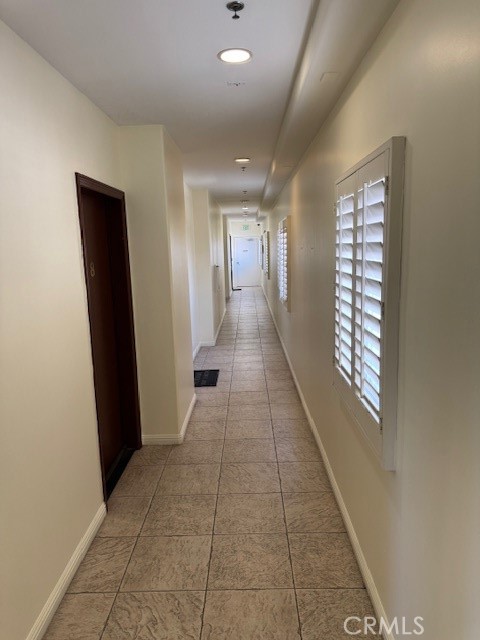 Detail Gallery Image 4 of 24 For 11501 Hatteras, North Hollywood,  CA 91601 - 3 Beds | 3 Baths