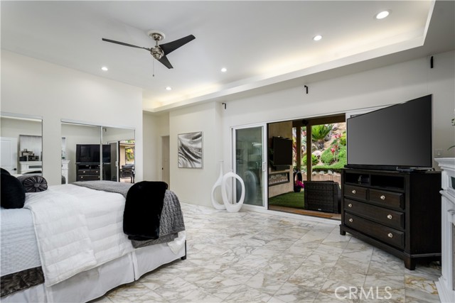 4557 Don Timoteo Drive, Los Angeles CA: https://media.crmls.org/medias/633765dc-806c-4ede-b824-8455afd21bb8.jpg