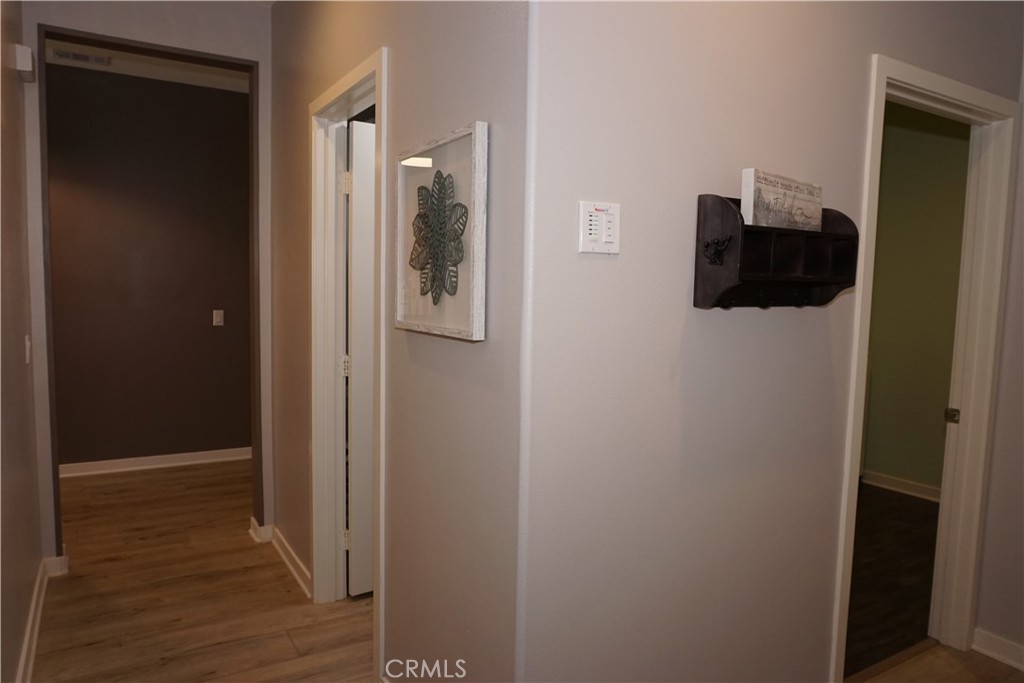 https://media.crmls.org/medias/6337a44b-5540-46cd-8d61-c604427932b1.jpg?preset=X-Large