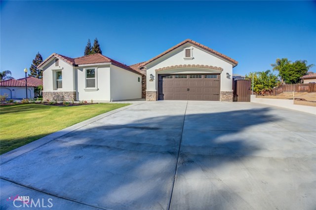 Detail Gallery Image 5 of 53 For 14902 Colonia De Las Rosas, Bakersfield,  CA 93306 - 3 Beds | 2 Baths