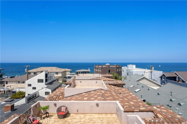 1407 Catalina Ave, Redondo Beach, California 90277, 3 Bedrooms Bedrooms, ,2 BathroomsBathrooms,Residential,Sold,Catalina Ave,PV22169069