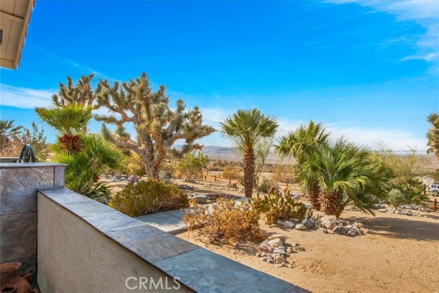 Detail Gallery Image 15 of 69 For 60555 Onaga Trl, Joshua Tree,  CA 92252 - 4 Beds | 2/1 Baths