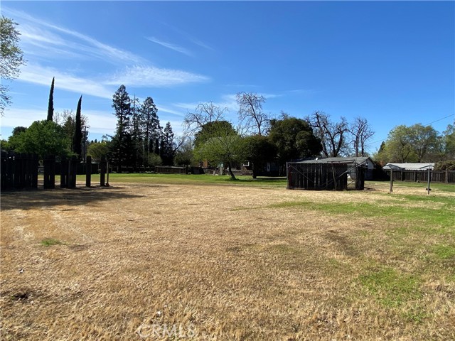 Detail Gallery Image 16 of 17 For 455 E 9th Ave, Chico,  CA 95926 - 2 Beds | 1 Baths