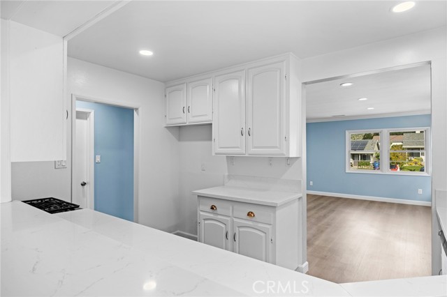 Detail Gallery Image 11 of 29 For 8012 Jayseel St, Sunland,  CA 91040 - 3 Beds | 2 Baths