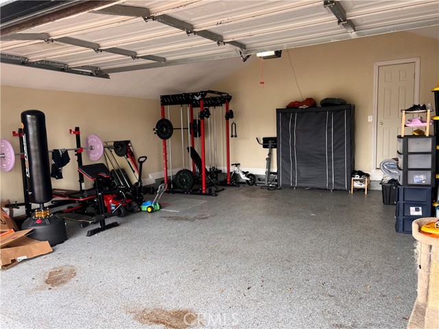 Detail Gallery Image 12 of 18 For 1918 W Piru St, Compton,  CA 90222 - 4 Beds | 2 Baths