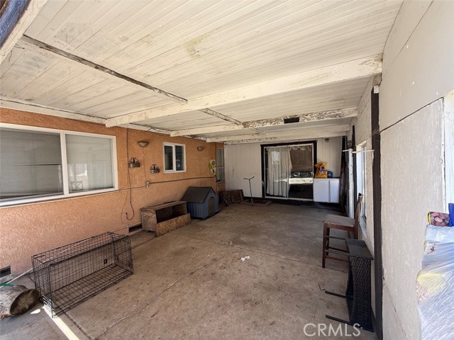 2073 Sandalwood Drive, Santa Maria CA: https://media.crmls.org/medias/633c3abe-8e61-4654-8606-318f68583bad.jpg