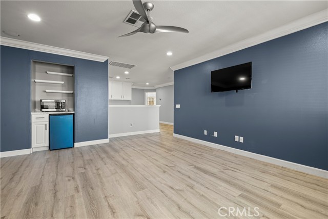 Image 14 of 42 For 26672 Mark Twain Court