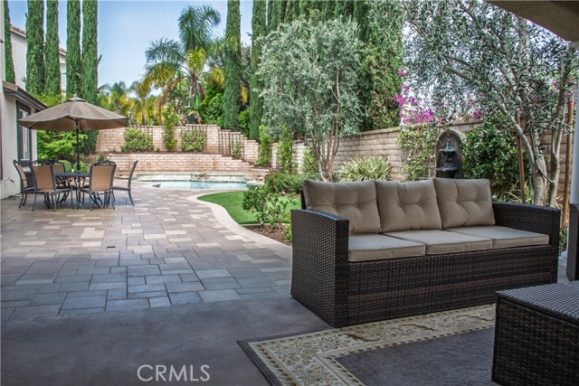1671 Fairway Drive, Corona CA: https://media.crmls.org/medias/633c88f5-80bd-412b-94d1-5e465530f32f.jpg