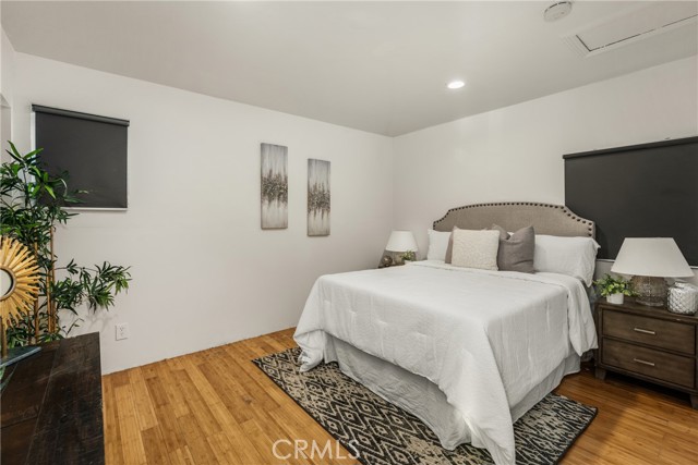 Detail Gallery Image 24 of 26 For 2320 Locust, Long Beach,  CA 90806 - 2 Beds | 1 Baths