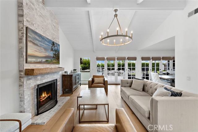 Detail Gallery Image 3 of 20 For 1219 Sand Key, Corona Del Mar,  CA 92625 - 5 Beds | 3 Baths