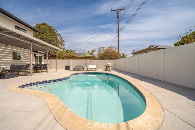 Detail Gallery Image 46 of 65 For 16265 Pine Ave, Fontana,  CA 92335 - 4 Beds | 3 Baths