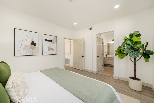Detail Gallery Image 16 of 43 For 263 California Ct, Mission Viejo,  CA 92692 - 2 Beds | 2 Baths