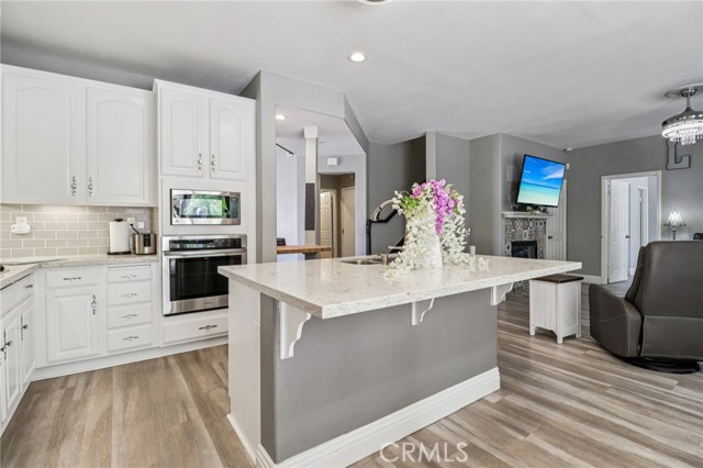 31461 Congressional Drive, Temecula CA: https://media.crmls.org/medias/633fb928-63dd-44a6-9790-765b84e5a8ca.jpg