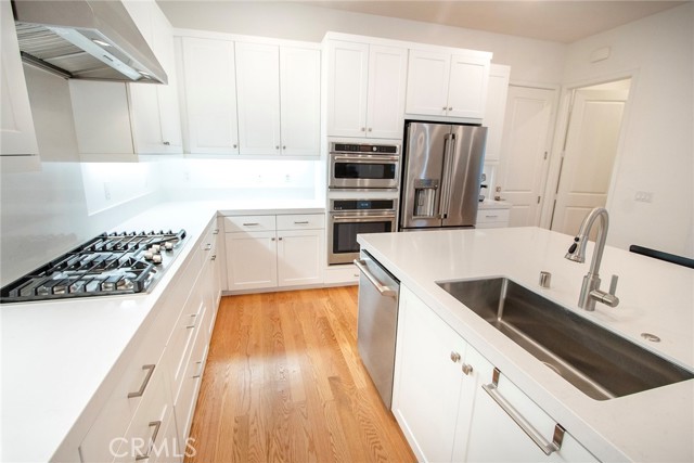 27136 Purple Sage Court, Valencia CA: https://media.crmls.org/medias/633ff123-8c17-4105-bef8-47a0c1430533.jpg
