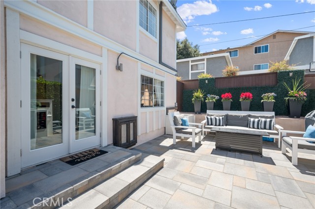 1929 Gates Avenue, Redondo Beach, California 90278, 4 Bedrooms Bedrooms, ,2 BathroomsBathrooms,Residential,Sold,Gates,SB22134507