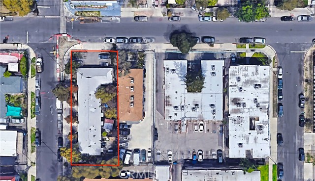 6944 Radford Avenue, North Hollywood CA: https://media.crmls.org/medias/634030a5-b7bf-4899-a456-0b756dc2ae94.jpg