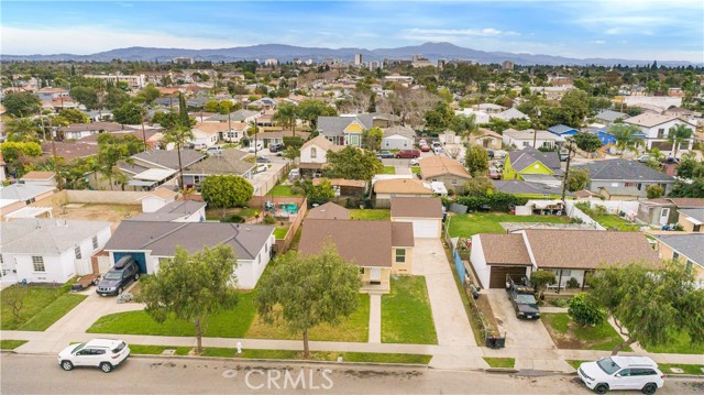 Detail Gallery Image 20 of 23 For 609 N Townsend St, Santa Ana,  CA 92703 - 3 Beds | 1 Baths