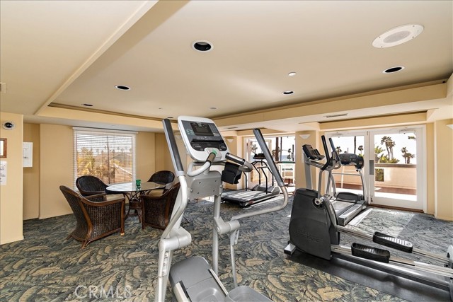 Detail Gallery Image 18 of 20 For 200 Pacific Coast Hwy #125,  Huntington Beach,  CA 92648 - 1 Beds | 1 Baths