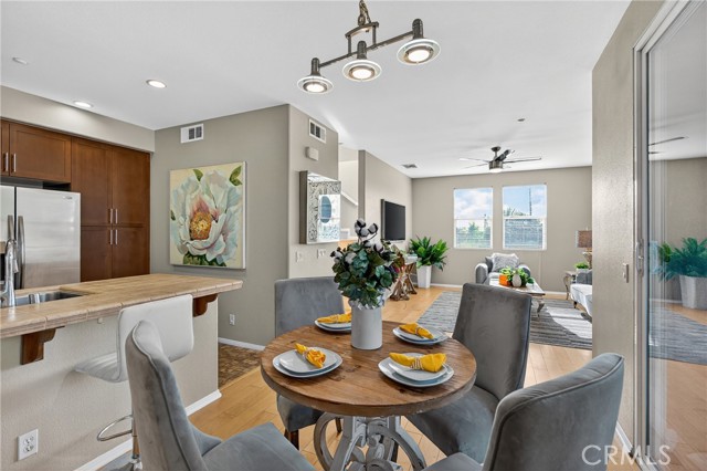 Detail Gallery Image 6 of 20 For 942 S 4th, Montebello,  CA 90640 - 2 Beds | 2/1 Baths