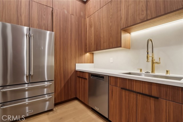 18200 Sheffield Lane, Porter Ranch CA: https://media.crmls.org/medias/6341f5cf-78db-447b-9427-eeafc06432b1.jpg