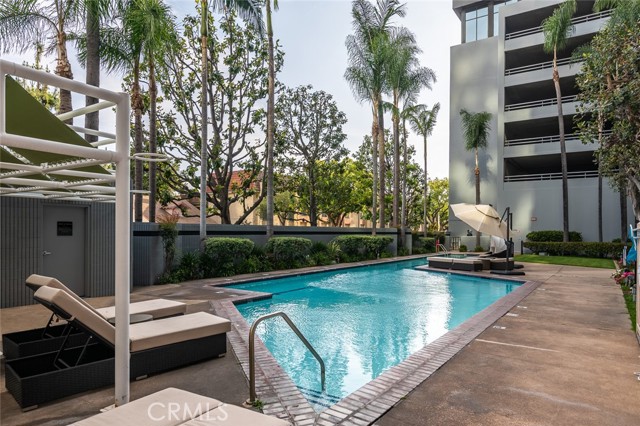 Detail Gallery Image 60 of 66 For 345 Pioneer Dr #1201,  Glendale,  CA 91203 - 2 Beds | 2 Baths