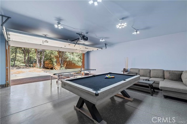 1808 Freeman Drive, Pine Mountain Club CA: https://media.crmls.org/medias/63425c1f-e9c4-402d-ba40-385cafb10b13.jpg