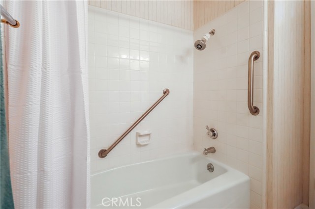 Detail Gallery Image 24 of 38 For 19501 Rinaldi St #73,  Porter Ranch,  CA 91326 - 3 Beds | 2/1 Baths