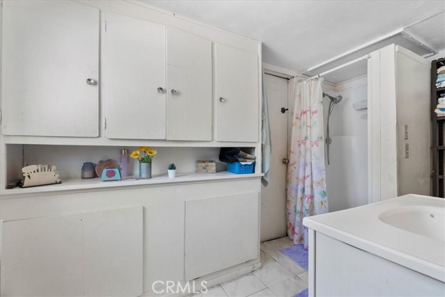 3350 Jennie Street, Jurupa Valley CA: https://media.crmls.org/medias/63432721-8e22-4c40-a8aa-cd5a49100286.jpg