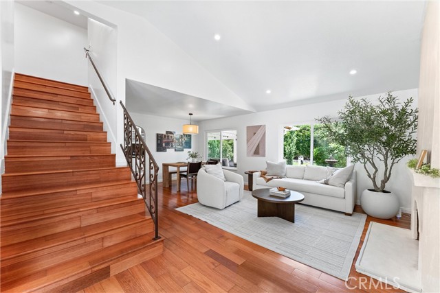 27231 Eastridge Drive, Lake Forest CA: https://media.crmls.org/medias/63436f42-4286-4aa0-a2ff-da5bb5ed68ee.jpg