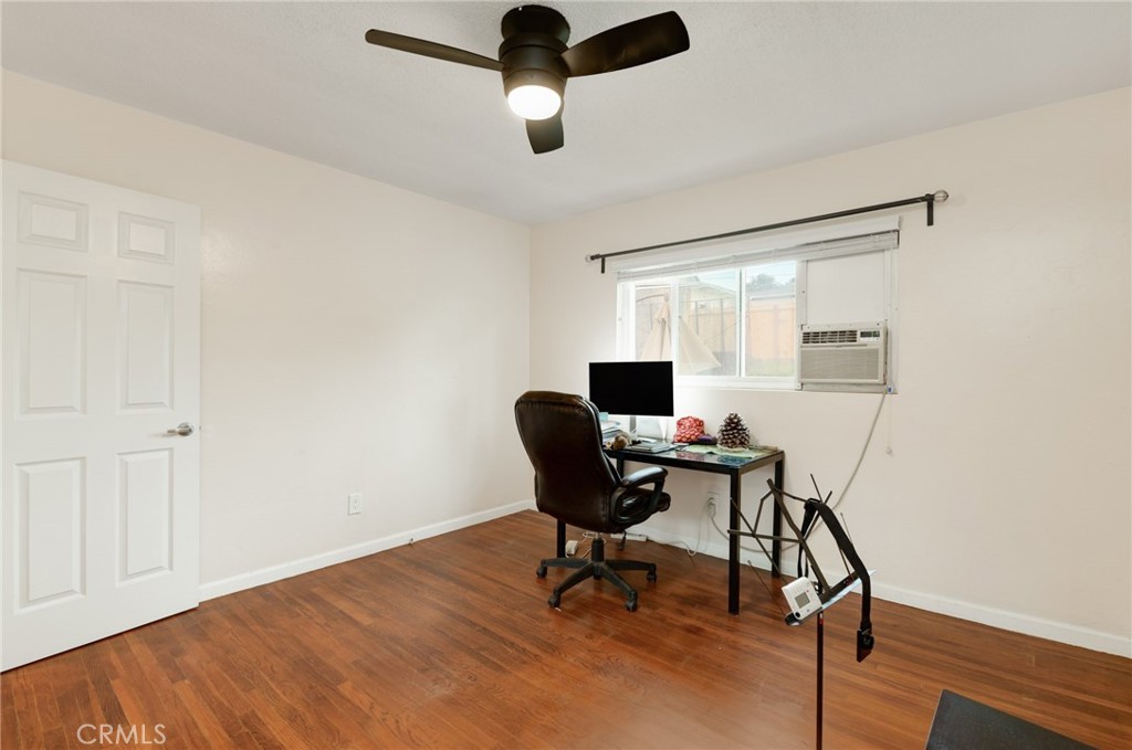 3255 Menlo - photo 18