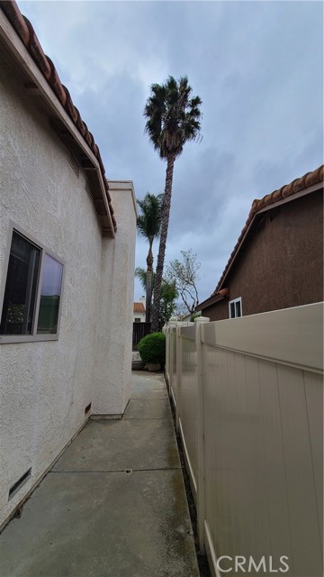 Detail Gallery Image 26 of 32 For 4921 Lake Park Ct, Fallbrook,  CA 92028 - 4 Beds | 2 Baths