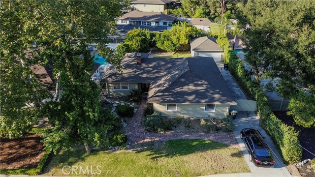 Detail Gallery Image 15 of 18 For 2741 E Glenoaks Bld, Glendale,  CA 91206 - 3 Beds | 2 Baths