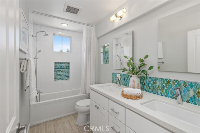 29 Straw Flower, Irvine CA: https://media.crmls.org/medias/6345284a-c2be-40ee-b8d8-de57baeeb3e1.jpg