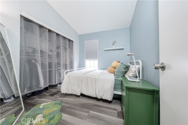 Detail Gallery Image 15 of 29 For 122 Hornbeam, Fountain Valley,  CA 92708 - 3 Beds | 2 Baths