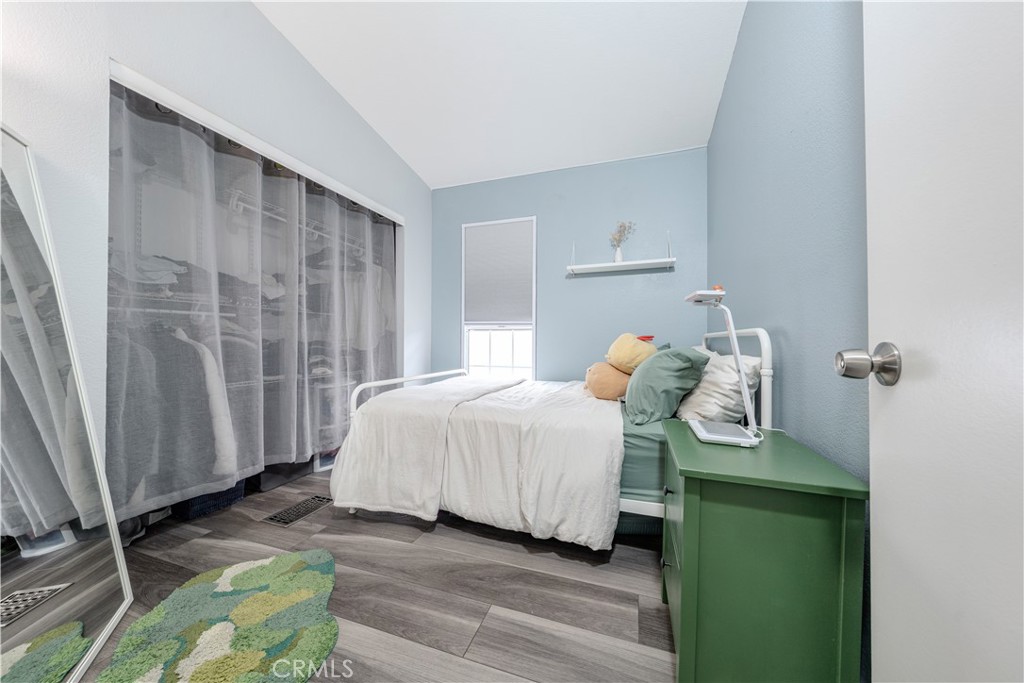 MLS #OC25247907 image #14