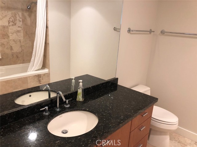 3131 Michelson Drive, Irvine CA: https://media.crmls.org/medias/6345b8d3-beb1-4076-b54e-912c16d60b88.jpg