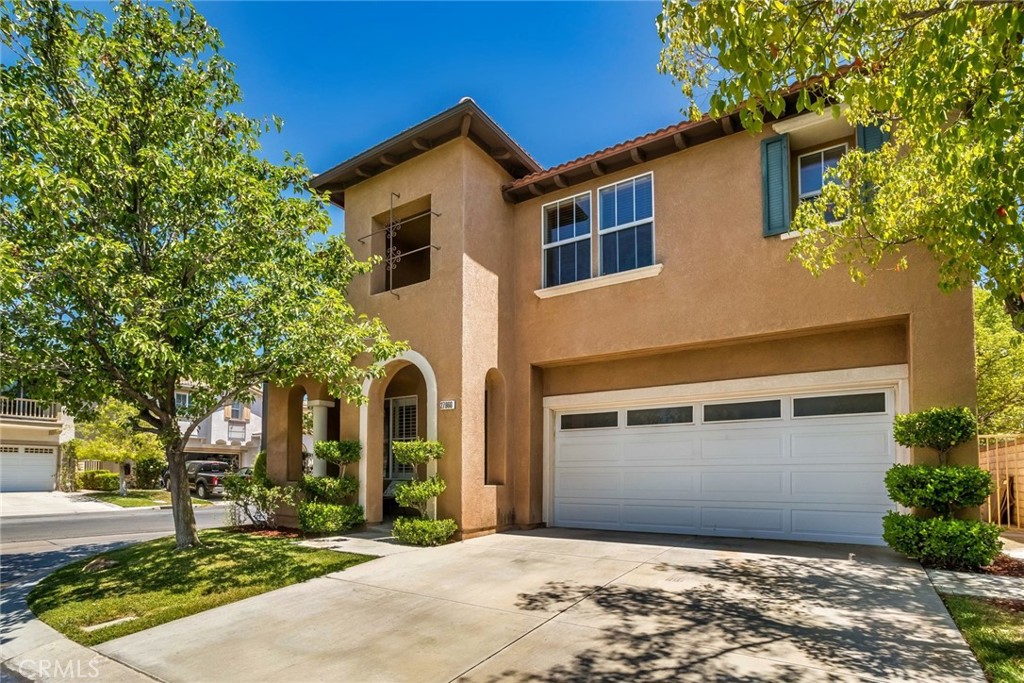 27960 Agapanthus Lane