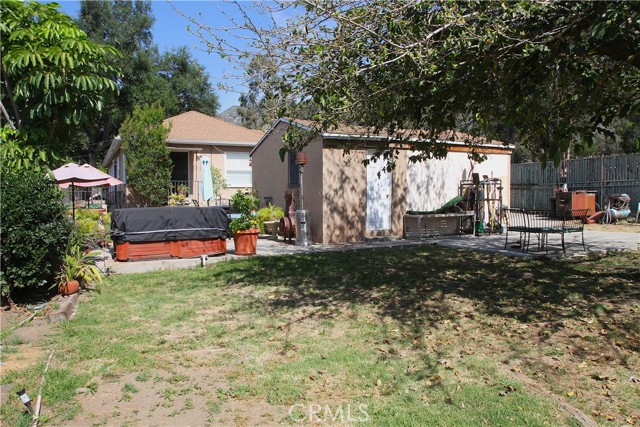 Detail Gallery Image 27 of 30 For 13250 Dyer St, Sylmar,  CA 91342 - 3 Beds | 1/1 Baths