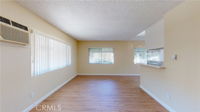 5081 Glen Iris Avenue, Los Angeles CA: https://media.crmls.org/medias/6347a531-5783-48ae-ad38-19a88b98c969.jpg