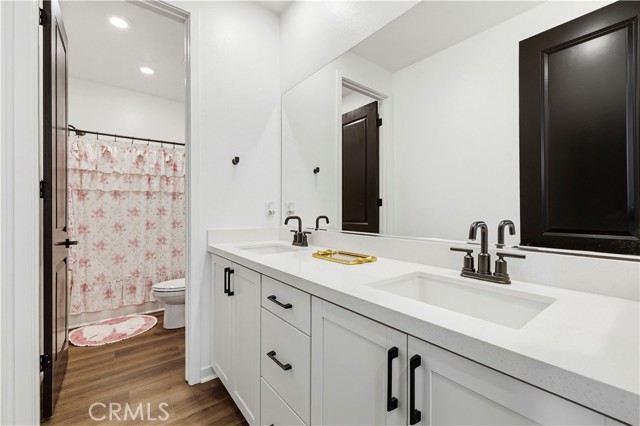 Detail Gallery Image 43 of 74 For 28445 Sunny Ridge Terrace, Castaic,  CA 91384 - 4 Beds | 3/1 Baths